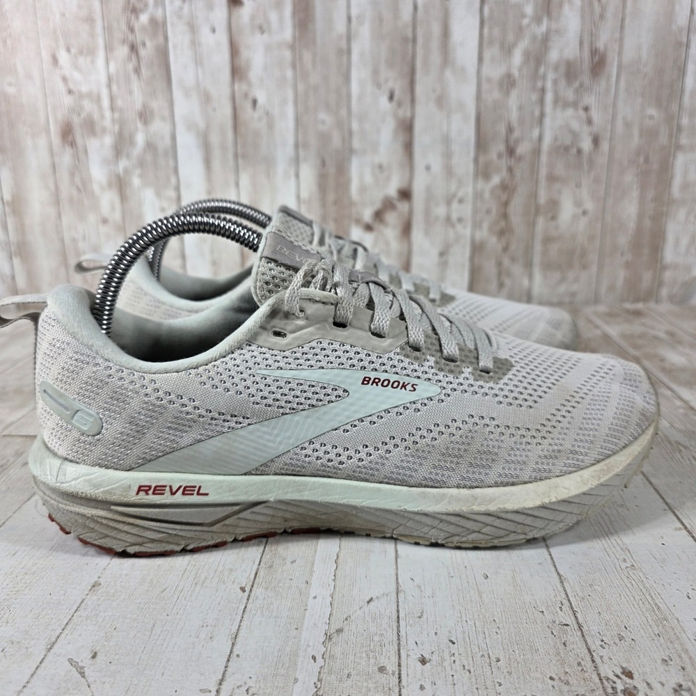 Brooks Revel 6 Womens Grey White Running Shoes 1203861B459 Size 9.5